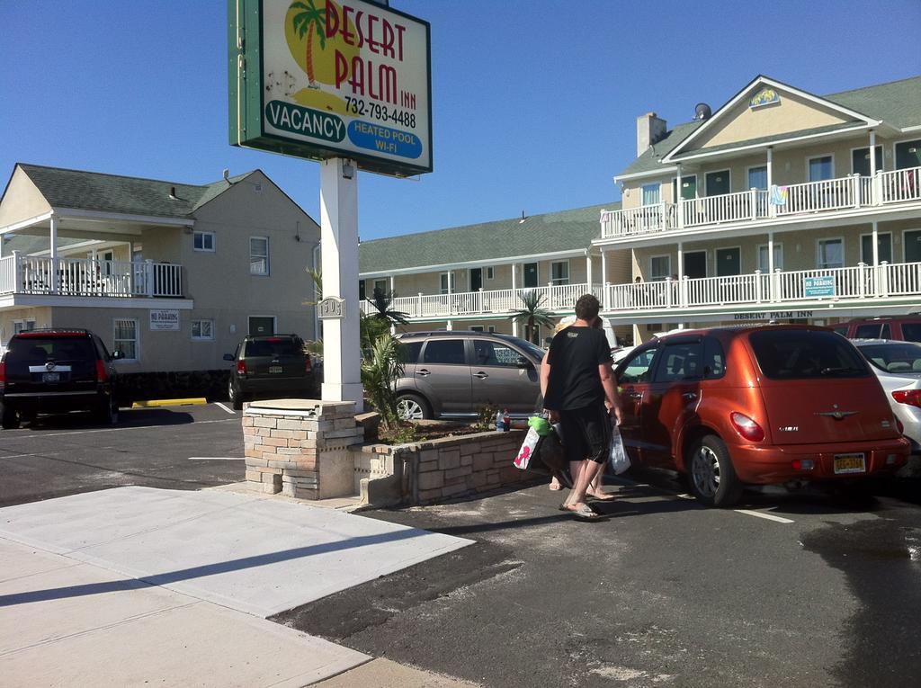 Desert Palm Inn Motel 해변공원 외부 사진
